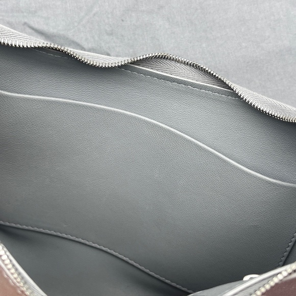 BALENCIAGA Silver Metallic calfskin Leather Mary-Kate Shoulder sling hobo Bag - Picture 10 of 11